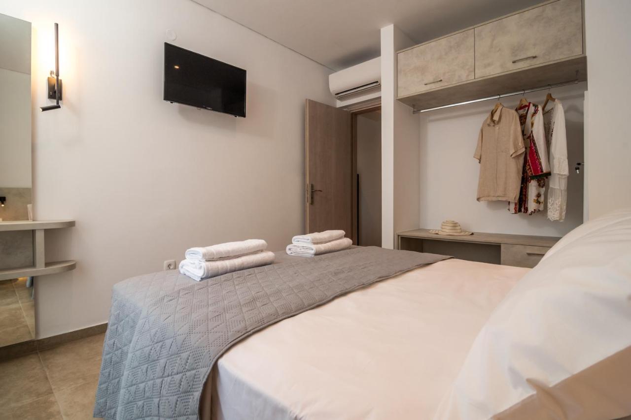 Evriali Comfort Living Palaiochora Exteriör bild