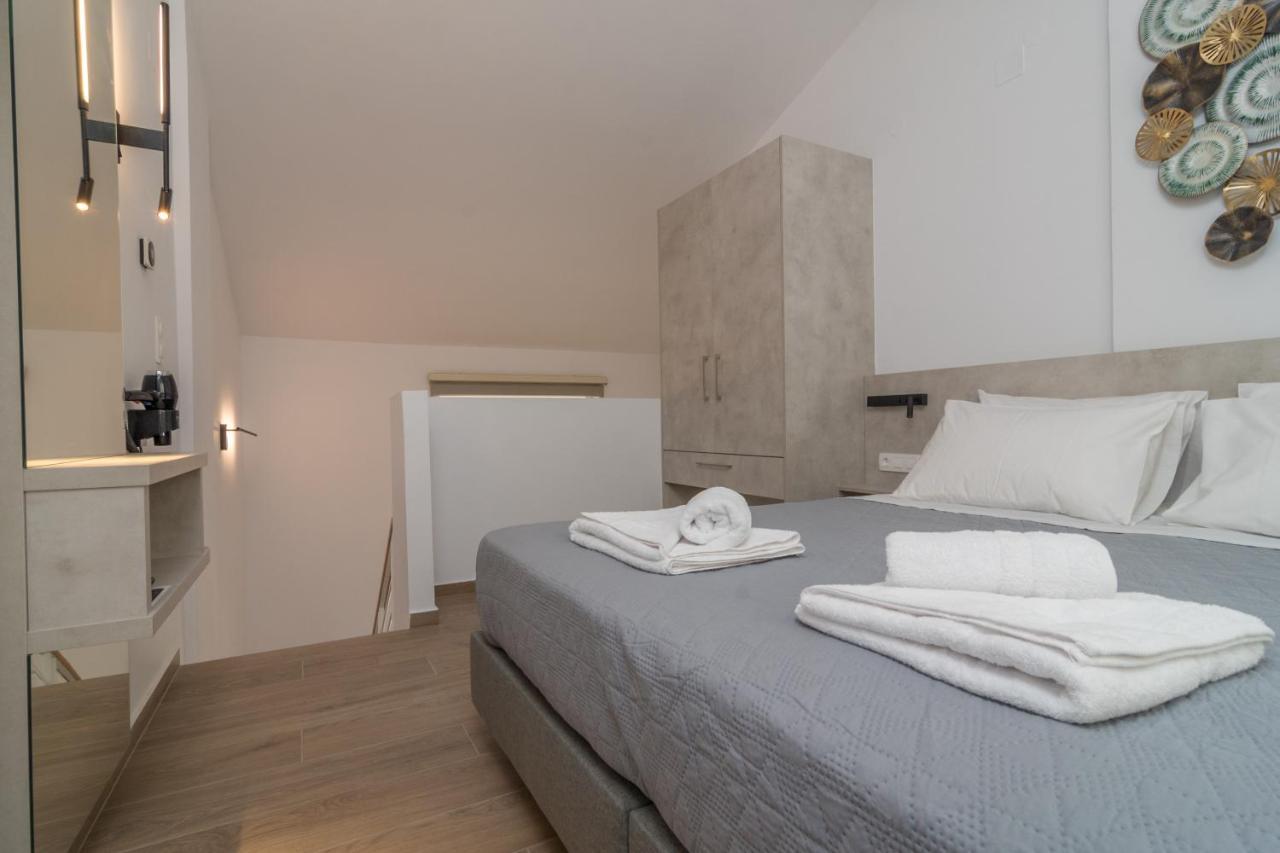 Evriali Comfort Living Palaiochora Exteriör bild