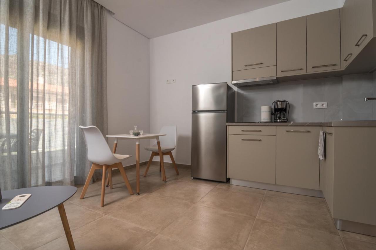 Evriali Comfort Living Palaiochora Exteriör bild