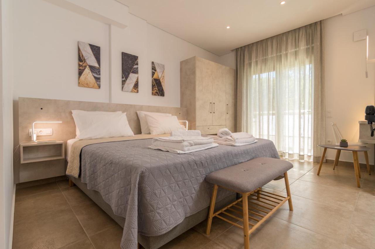 Evriali Comfort Living Palaiochora Exteriör bild
